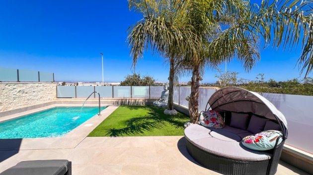 Resale - Villa -
Torrevieja - Los Balcones