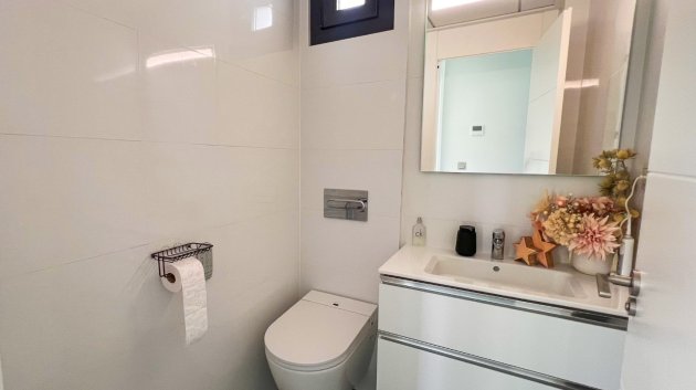 Resale - Villa -
Torrevieja - Los Balcones
