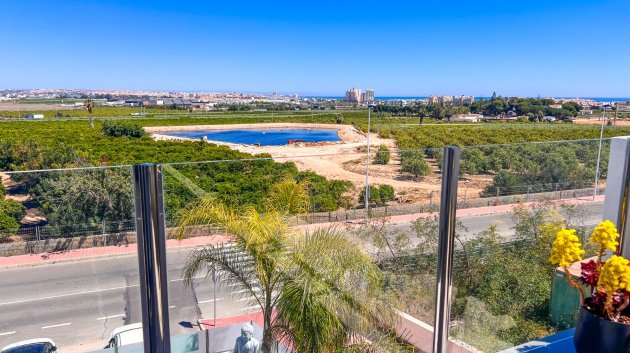 Resale - Villa -
Torrevieja - Los Balcones