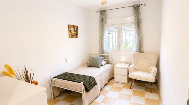Resale - Villa -
Torrevieja - Nueva Torrevieja