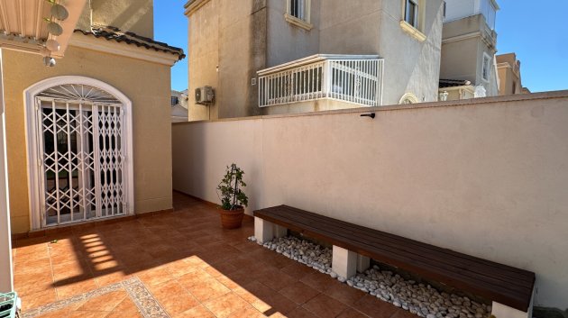 Resale - Villa -
Torrevieja - Nueva Torrevieja