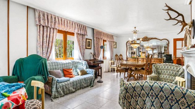 Resale - Villa -
Torrevieja - Los Balcones