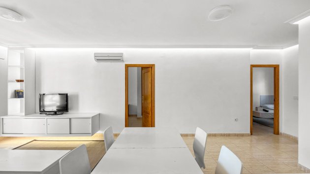 Resale - Apartments -
Orihuela Costa - Playa Flamenca