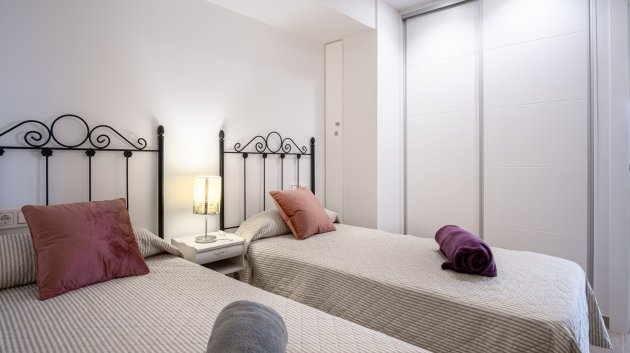 Resale - Apartments -
Orihuela Costa - Punta Prima