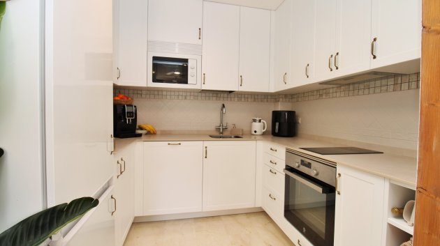 Resale - Townhouse -
Villamartín - PAU 8