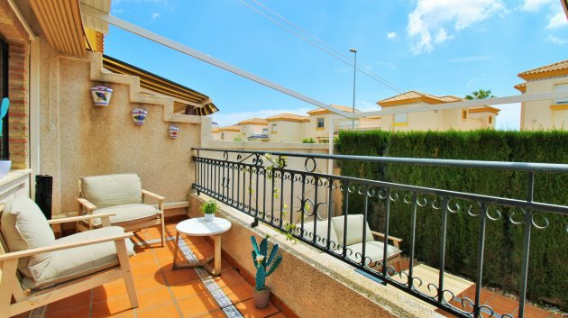 Resale - Townhouse -
Villamartín - PAU 8