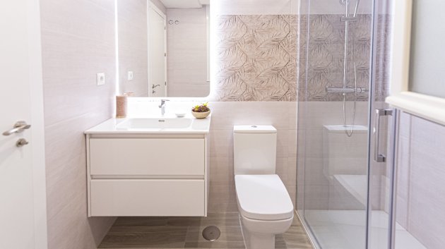 Obra nueva - Chalets -
La Manga del Mar Menor