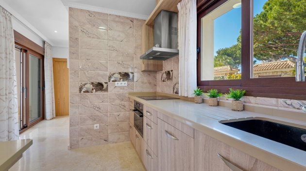 Resale - Villa -
Orihuela Costa - Dehesa de campoamor