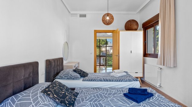 Resale - Villa -
Orihuela Costa - Dehesa de campoamor