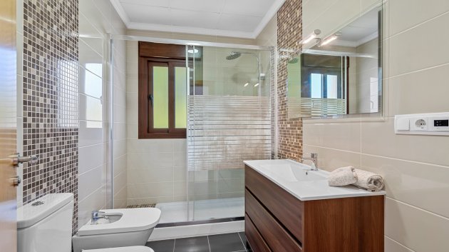 Resale - Villa -
Orihuela Costa - Dehesa de campoamor