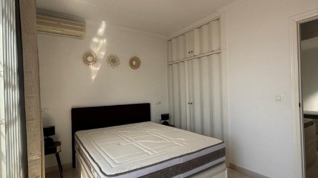 Reventa - Adosado -
Torrevieja - La Siesta
