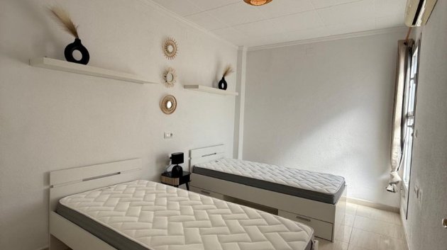 Reventa - Adosado -
Torrevieja - La Siesta