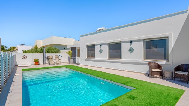 Revente - Villa -
La Marina