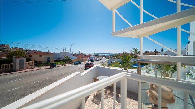 Resale - Townhouse -
Ciudad Quesada - town