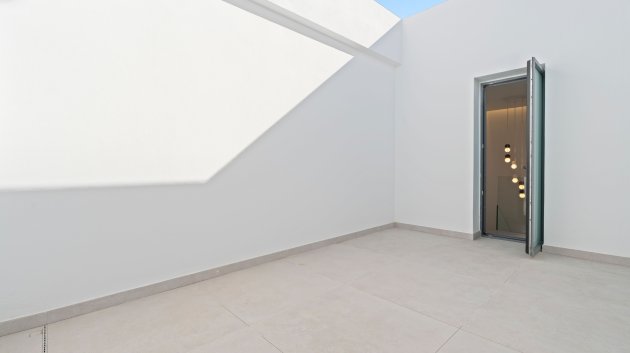 New Build - Villa -
Benidorm