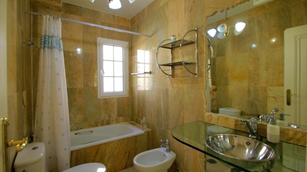 Resale - Villa -
Orihuela Costa - Las Ramblas