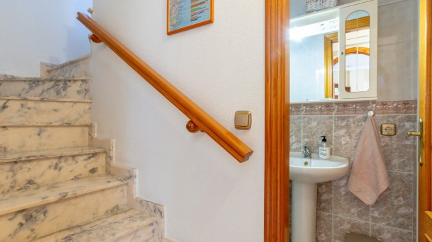 Resale - Villa -
Orihuela Costa - La Zenia
