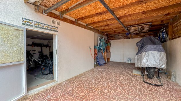 Resale - Villa -
Orihuela Costa - La Zenia