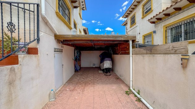 Resale - Villa -
Orihuela Costa - La Zenia