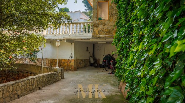 Resale - Villa -
Denia - Montgó