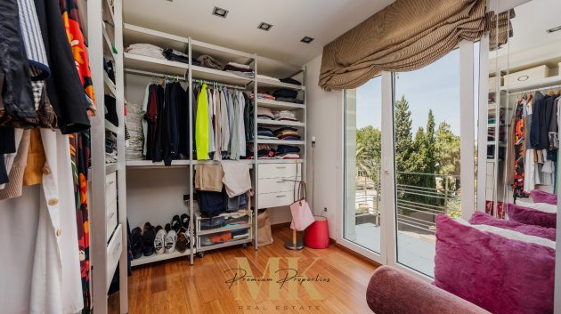 Resale - Villa -
Denia - Tossal Gros