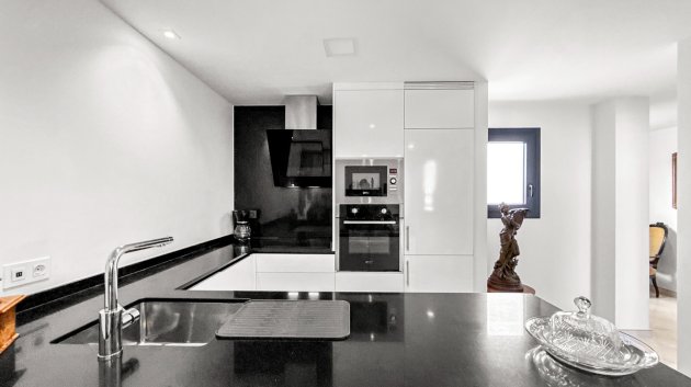 Resale - Apartments -
Orihuela Costa - Los Altos