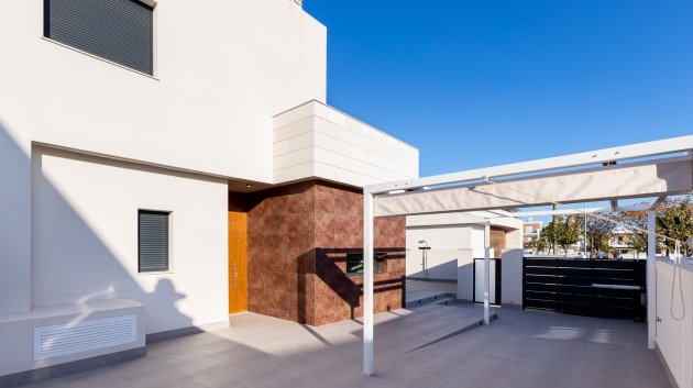 Obra nueva - Chalets -
Pilar de la Horadada