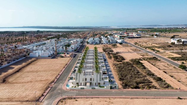 Obra nueva - Chalets -
Ciudad Quesada
