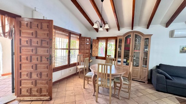 Revente - Villa -
Orihuela Costa - Cabo Roig