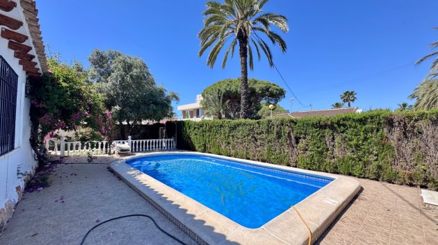 Revente - Villa -
Orihuela Costa - Cabo Roig