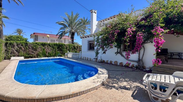 Revente - Villa -
Orihuela Costa - Cabo Roig