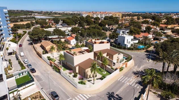 Obra nueva - Chalets -
Dehesa de Campoamor