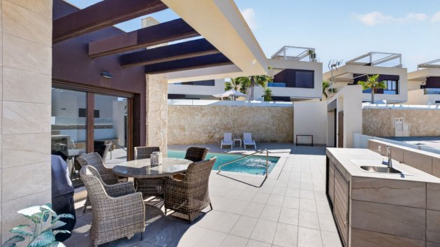 Resale - Villa -
Ciudad Quesada - Alicante