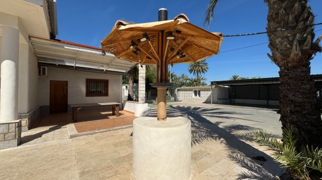 Resale - Villa -
Elche - Valverde