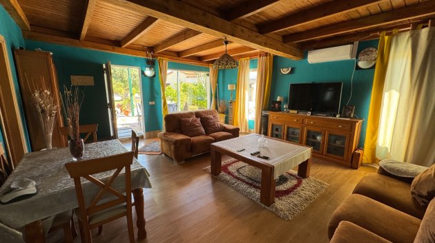 Resale - Villa -
Elche - Valverde