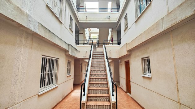 Resale - Apartments -
Torrevieja - Antonio Machado