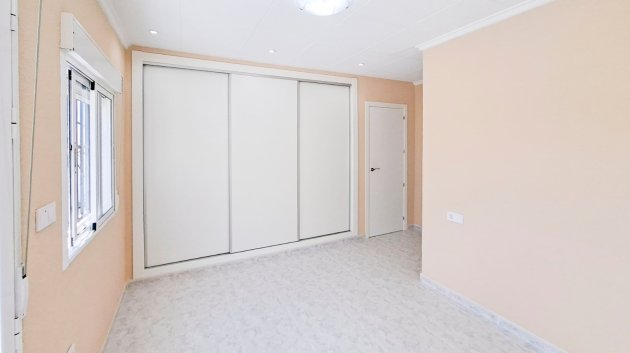 Resale - Townhouse -
San Fulgencio - La Marina