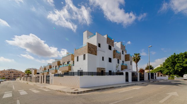 Resale - Townhouse -
Orihuela Costa - Las Filipinas
