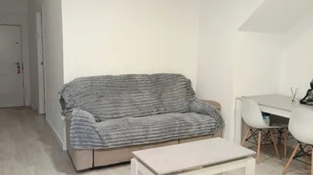 Resale - Townhouse -
Elda