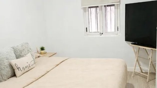 Resale - Townhouse -
Elda