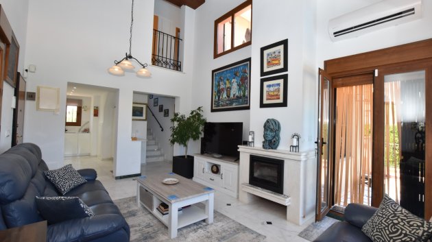 Resale - Villa -
Algorfa - La finca Golf