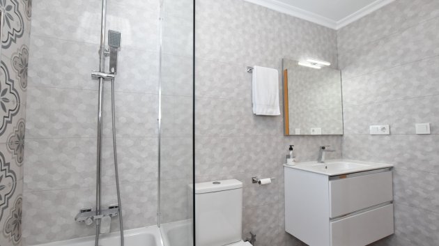 Resale - Villa -
Algorfa - La finca Golf