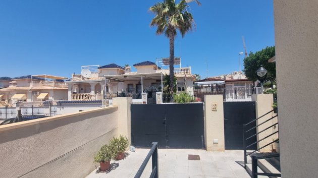 Reventa - Chalets -
Ciudad Quesada