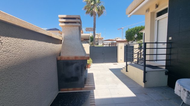 Reventa - Chalets -
Ciudad Quesada