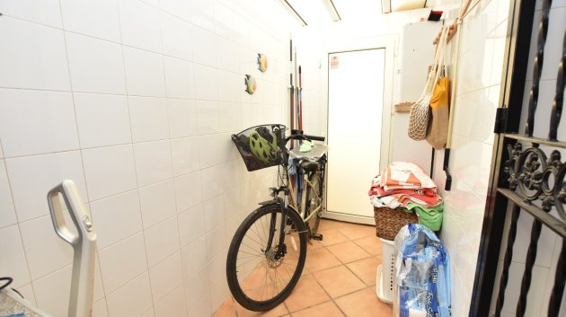 Resale - Villa -
Orihuela Costa - Los Dolses