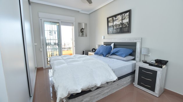Resale - Villa -
Orihuela Costa - Los Dolses