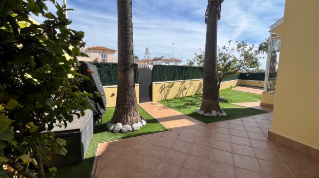 Resale - Villa -
Orihuela Costa - Los Dolses