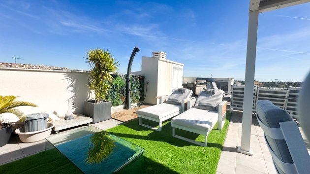 Resale - Apartments -
Orihuela Costa - Villamartín