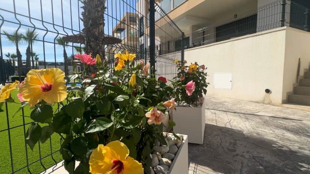 Resale - Apartments -
Orihuela Costa - Villamartín