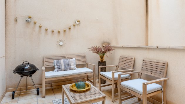 Resale - Apartments -
Alicante - Carolinas Bajas